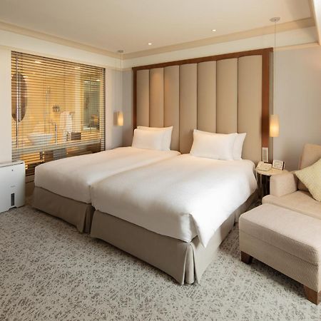 Hotel Royal-Nikko Тайпей Екстериор снимка