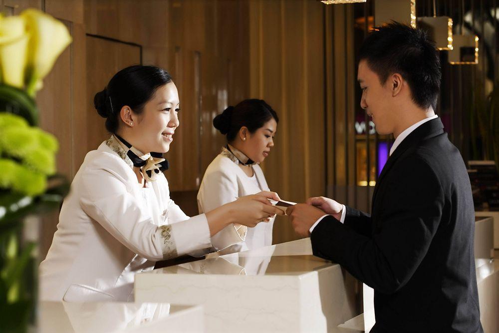 Hotel Royal-Nikko Тайпей Екстериор снимка